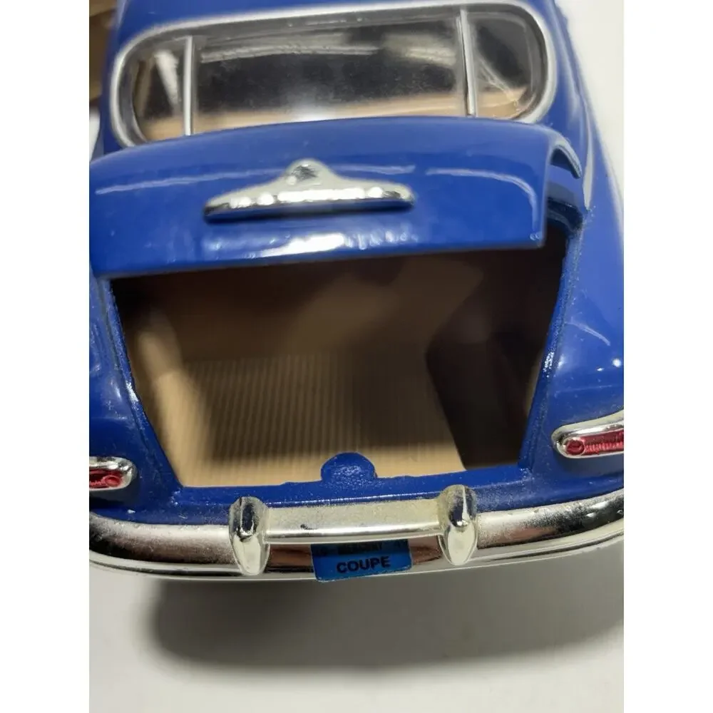 1949 Mercury Coupe Diecast Model Car Blue 1:24 Scale Opening Hood Doors